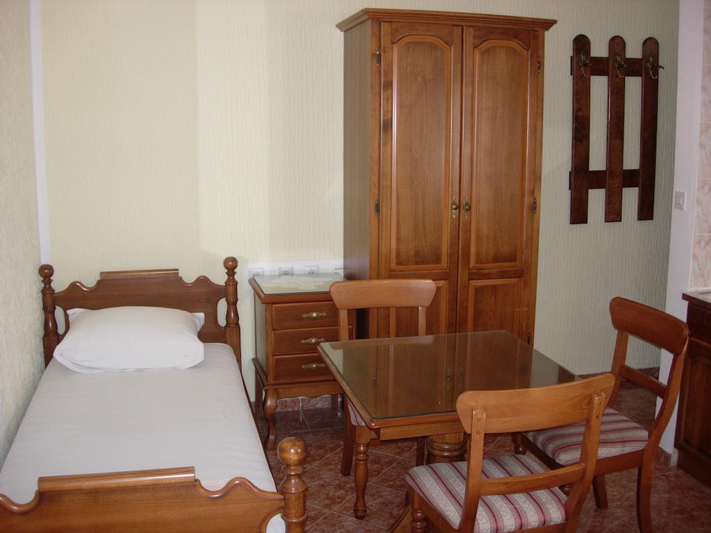 Rooms & Apartments Anka Bar Phòng bức ảnh