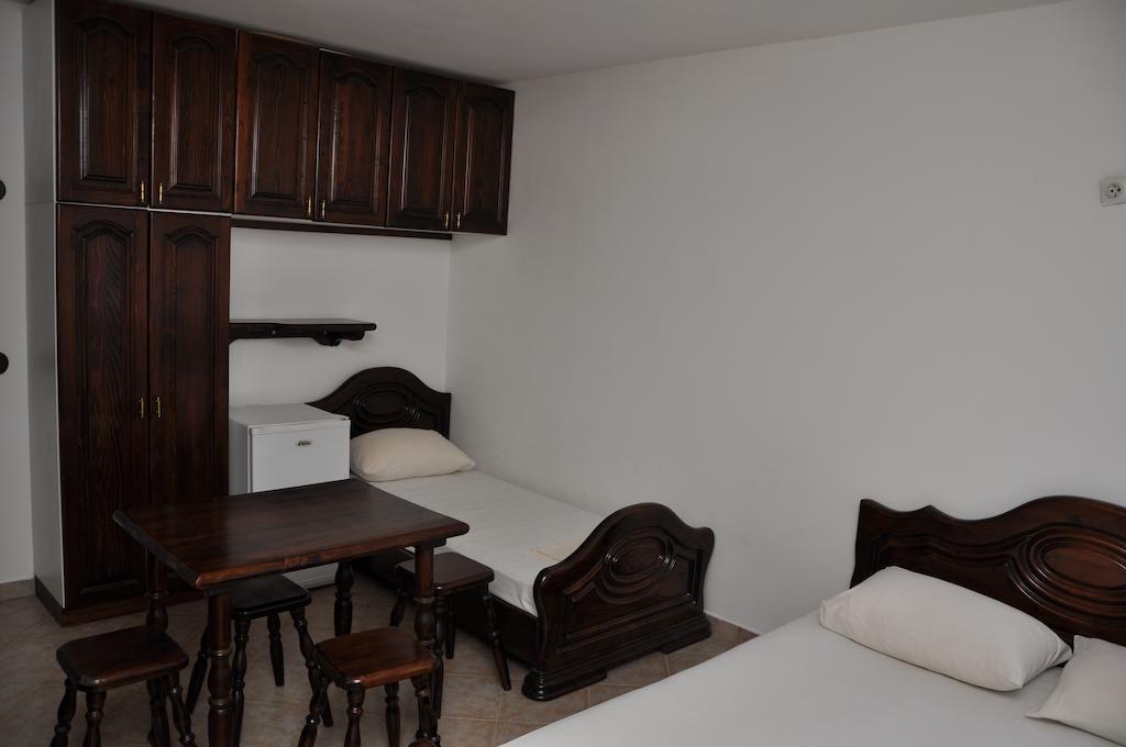 Rooms & Apartments Anka Bar Phòng bức ảnh