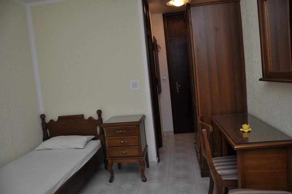 Rooms & Apartments Anka Bar Phòng bức ảnh